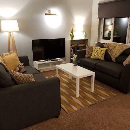 Three Bedroom House Pet Friendly Superfast Wifi 200Mbps Stirling Exterior foto
