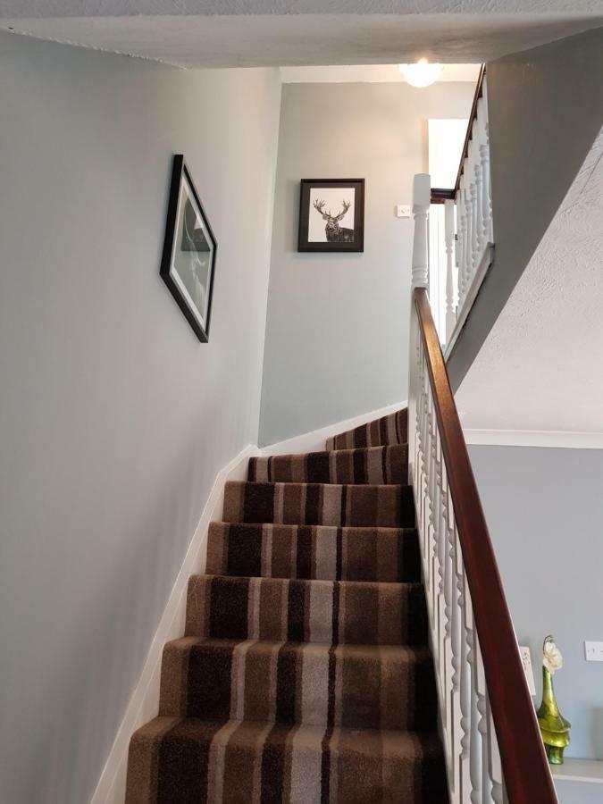 Three Bedroom House Pet Friendly Superfast Wifi 200Mbps Stirling Exterior foto