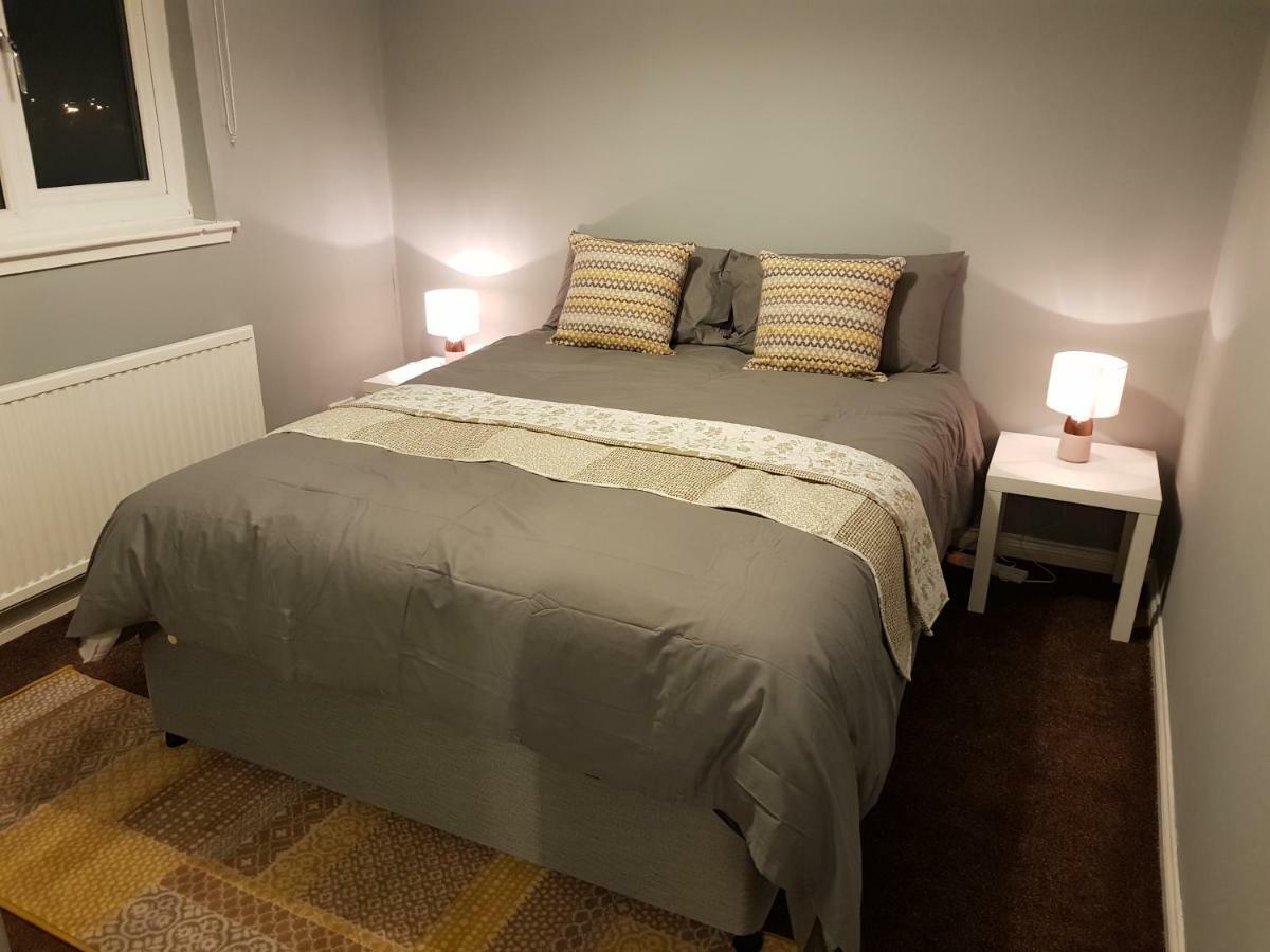 Three Bedroom House Pet Friendly Superfast Wifi 200Mbps Stirling Exterior foto